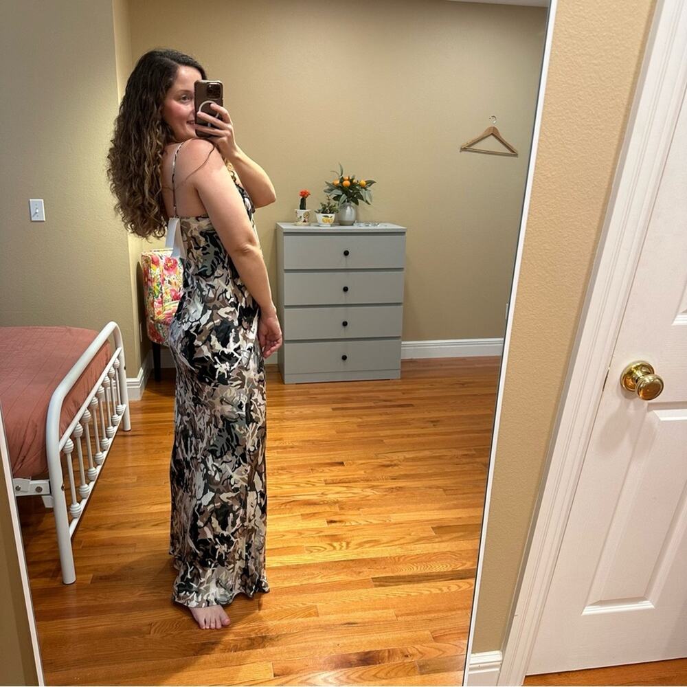 NWT Tuckernuck Munthe Green Neutral Sexy Camo Maxi Dress 8 - Picture 4 of 16